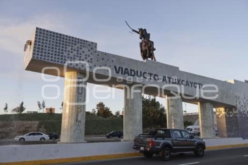 GOBIERNO ESTATAL . DISTRIBUIDOR VIAL