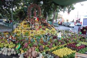 ATLIXCO . OFRENDA GUADALUPANA