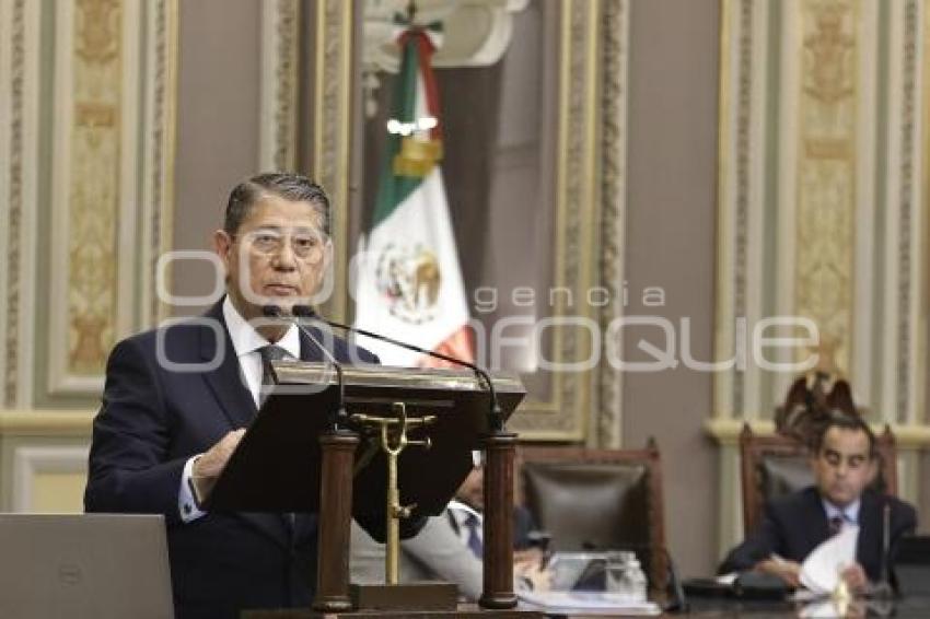 CONGRESO . GILBERTO HIGUERA