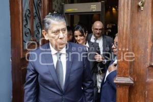 CONGRESO . GILBERTO HIGUERA