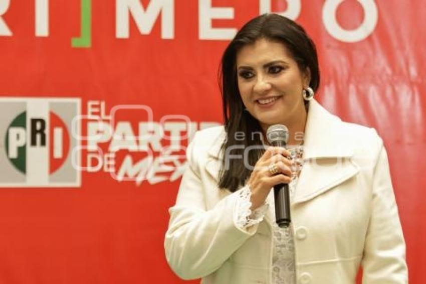 PRI . DELFINA POZOS