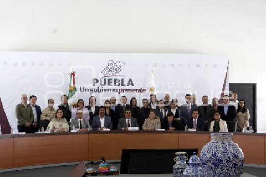 GOBIERNO ESTATAL . MAÑANERA