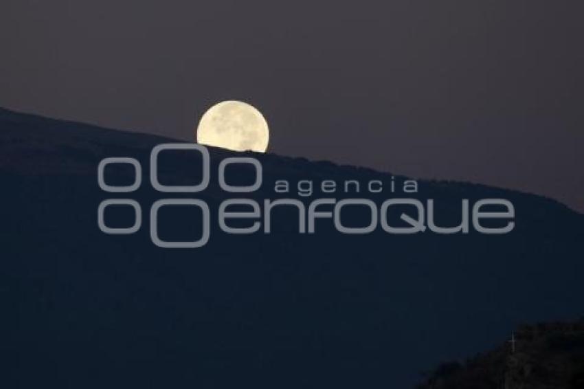 LUNA LLENA