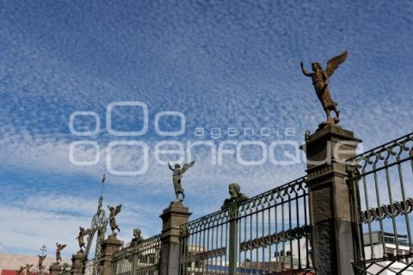 CIELO ABORREGADO