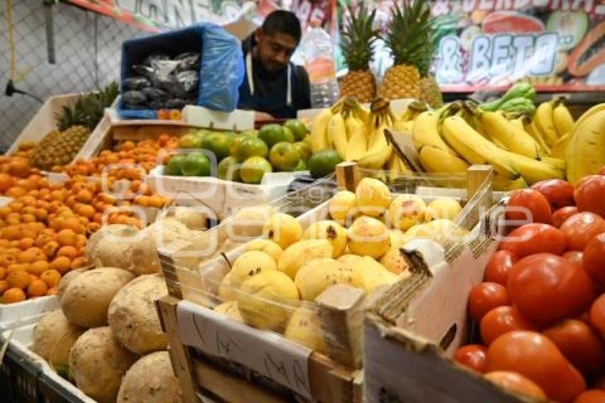 TLAXCALA . FRUTA DE TEMPORADA