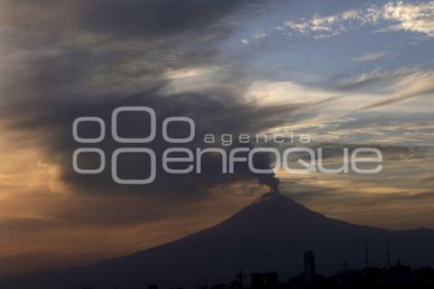 ATARDECER . VOLCÁN POPOCATÉPETL