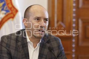 HÉCTOR GONZÁLEZ
