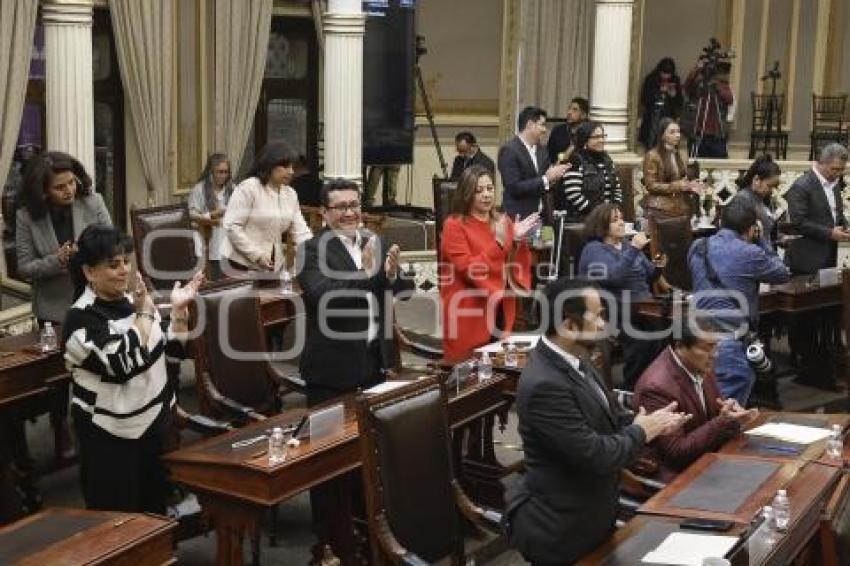 CONGRESO . SESIÓN EXTRAORDINARIA