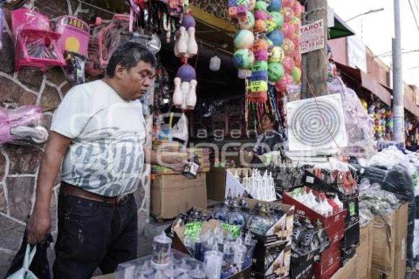 MERCADOS . VENTA NAVIDEÑA