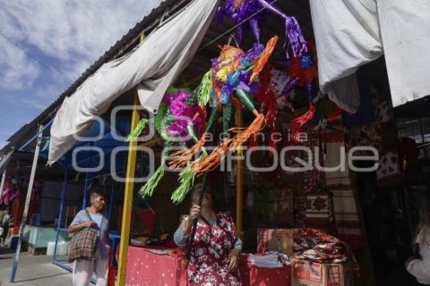 MERCADOS . VENTA NAVIDEÑA