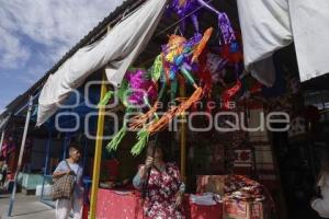 MERCADOS . VENTA NAVIDEÑA