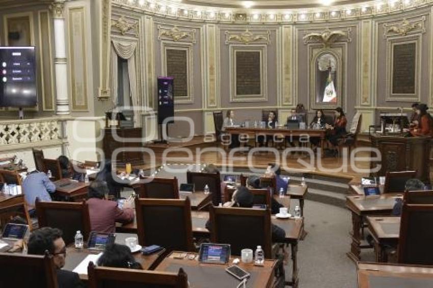 CONGRESO . SESIÓN EXTRAORDINARIA