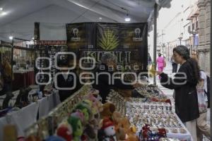 CORREDOR COMERCIAL . PLAZA DE LA DEMOCRACIA