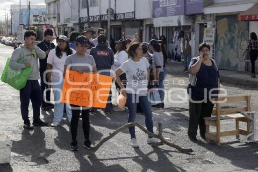 MANIFESTACIÓN . AVENIDA NACIONAL