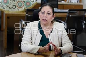 LAURA ARTEMISA GARCÍA