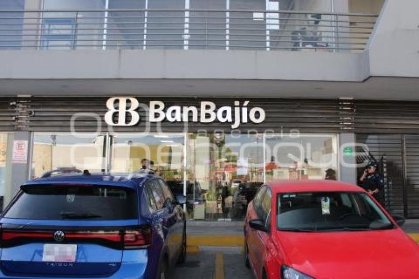 ASALTO . BANCO