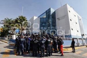MANIFESTACIÓN . POLICÍAS CUAUTLANCINGO