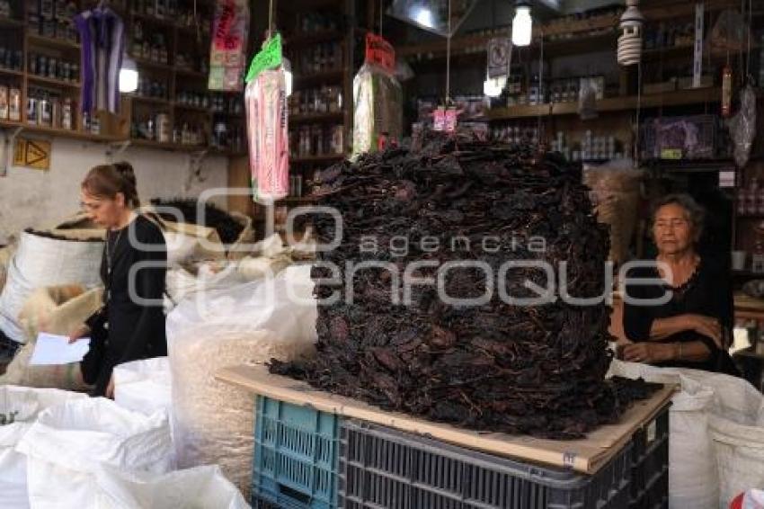 VENTA DE BACALAO Y CHIPOTLE