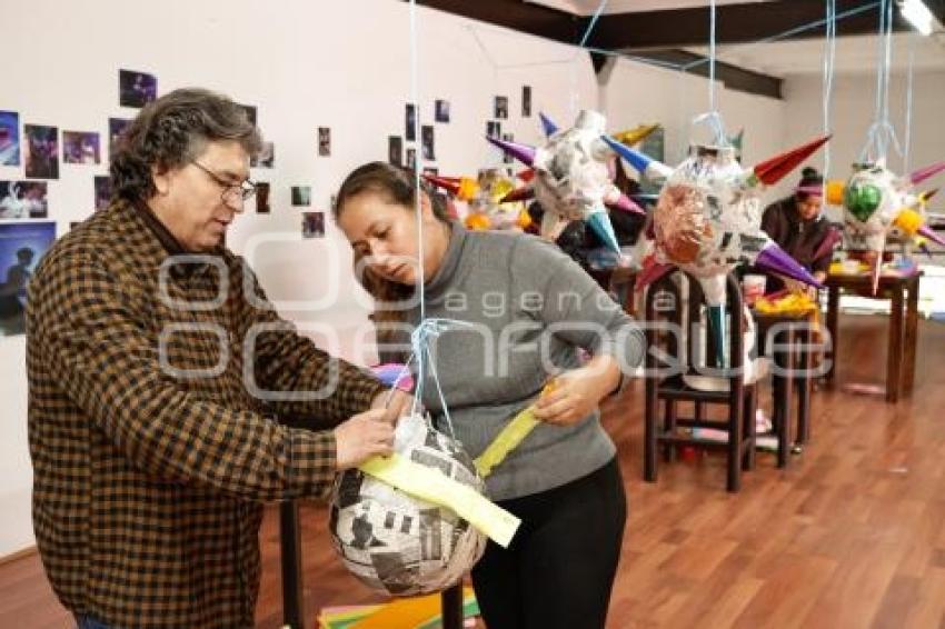 IMACP . PIÑATAS
