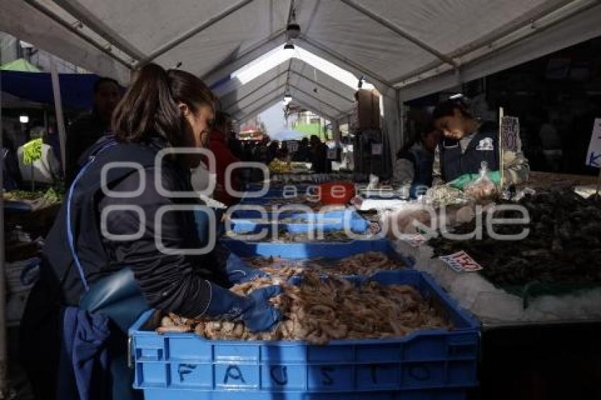 MARISCOS . MERCADO 5 DE MAYO