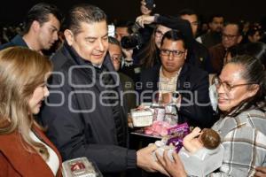 GOBIERNO ESTATAL . CENA NAVIDEÑA
