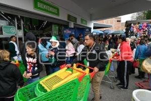 TLAXCALA . COMPRAS NAVIDEÑAS