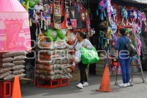 TLAXCALA . COMPRAS NAVIDEÑAS