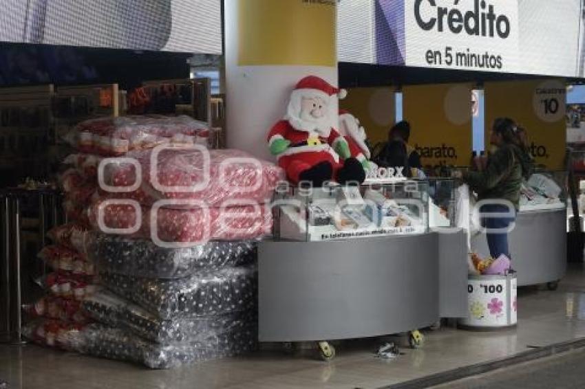 COMPRAS NAVIDEÑAS . CENTRO