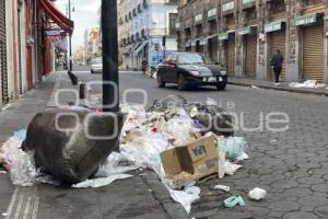 NAVIDAD . BASURA