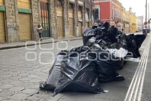 NAVIDAD . BASURA