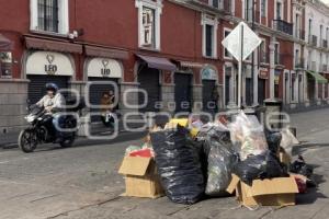 NAVIDAD . BASURA