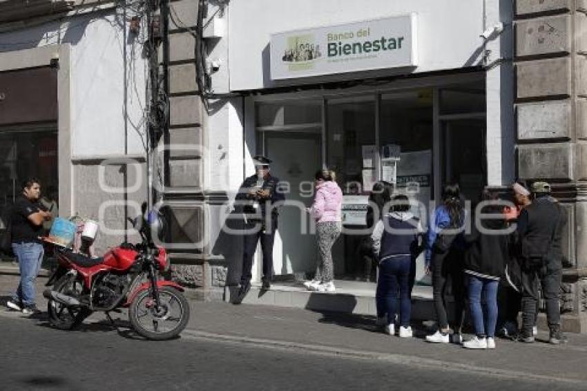 BANCOS Y DEPENDENCIAS ABIERTOS