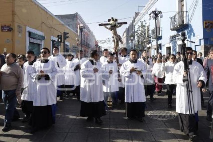 PROCESIÓN . AÑO JUBILAR