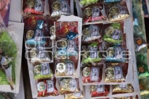 AÑO NUEVO . AMULETOS
