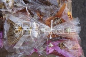 AÑO NUEVO . AMULETOS