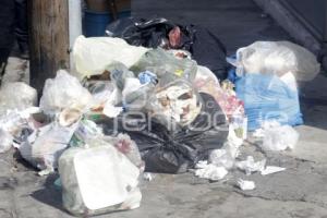 MONTONERAS DE BASURA