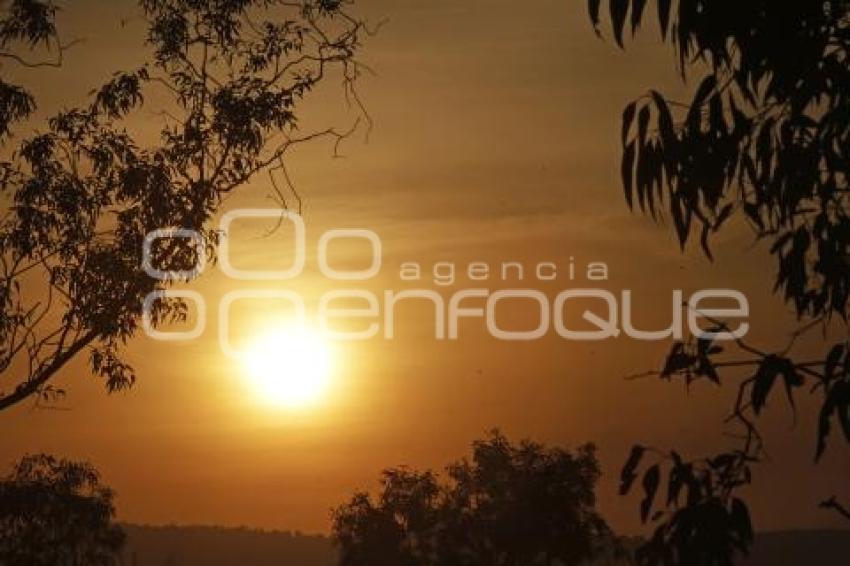 AÑO NUEVO . AMANECER