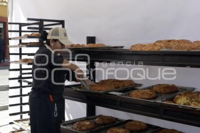 SAN PEDRO CHOLULA . FERIA DE LA ROSCA