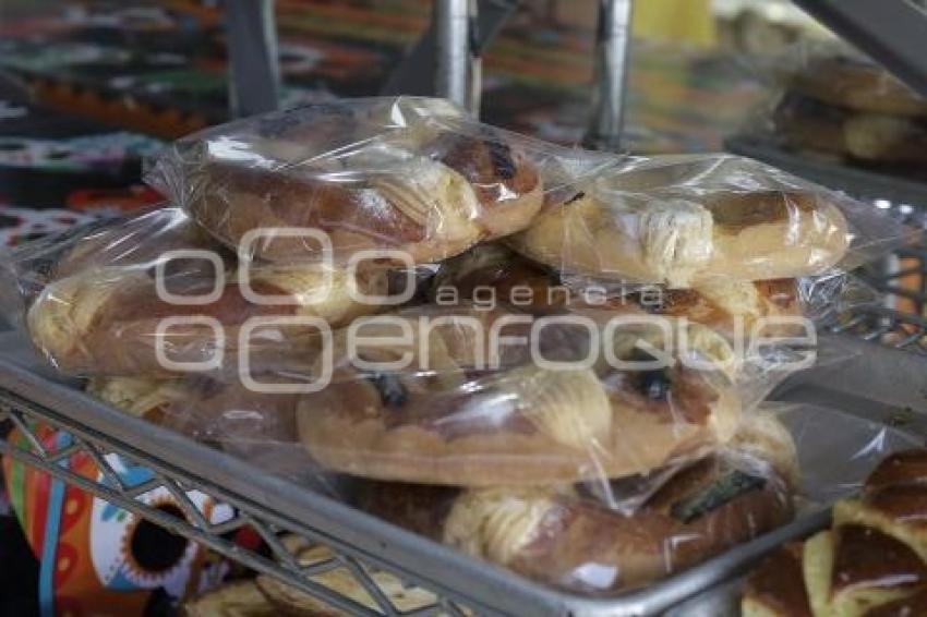 ELABORACIÓN DE ROSCA DE REYES