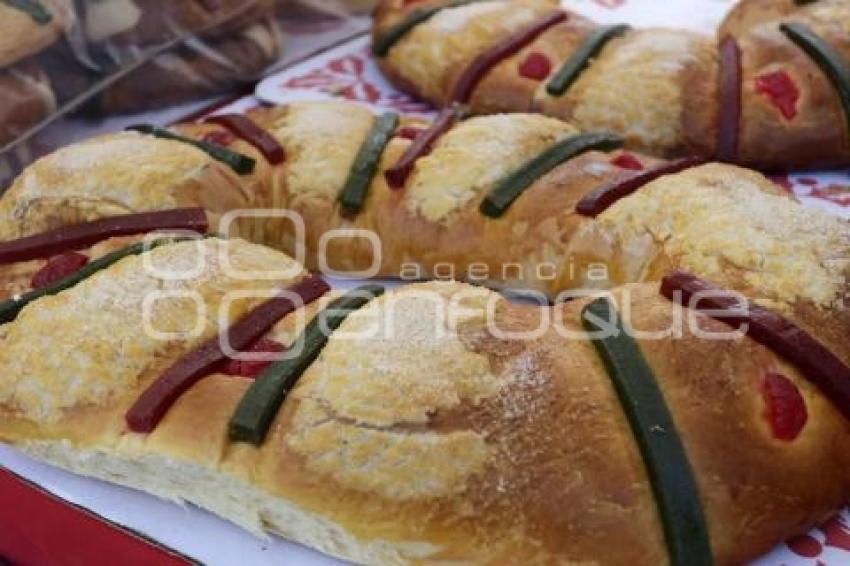 SAN PEDRO CHOLULA . FERIA DE LA ROSCA