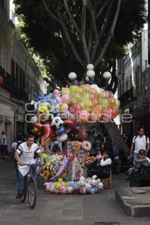 GLOBOS . REYES MAGOS