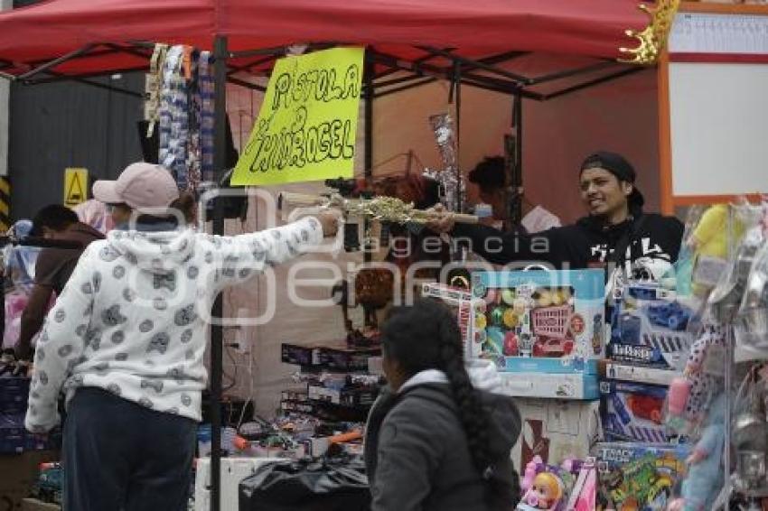 VENTA DE JUGUETES . CENTRO