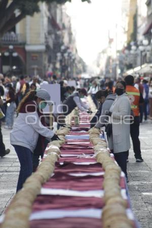 ROSCA DE REYES MONUMENTAL