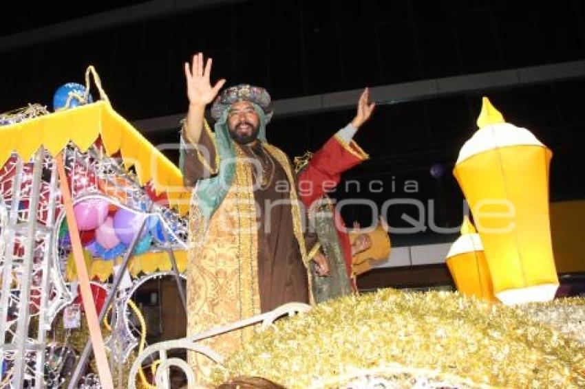 ATLIXCO . DESFILE DÍA DE REYES