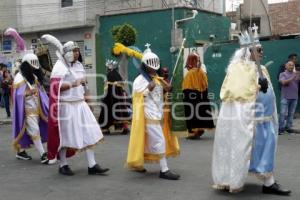 TRADICIONES . DOCE PARES DE FRANCIA