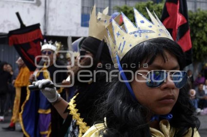 TRADICIONES . DOCE PARES DE FRANCIA