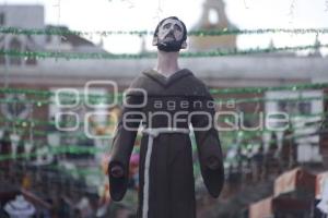 VANDALIZAN ESTATUA EL PARIAN