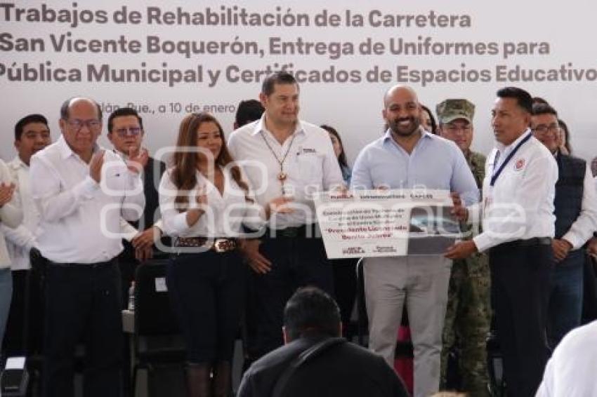 ACATLÁN . VISITA GOBERNADOR