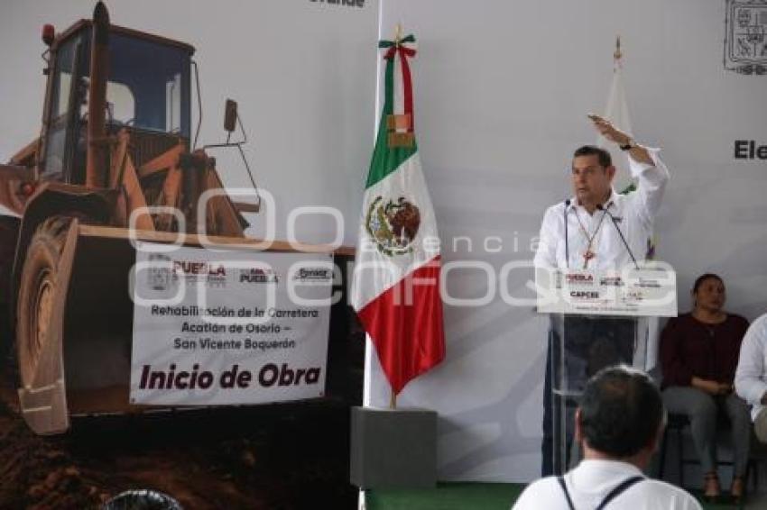 ACATLÁN . VISITA GOBERNADOR