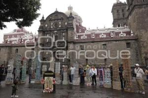 PROCESIÓN . PAJAREROS